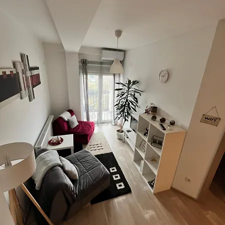 Apartman-stefanovic فرانيي