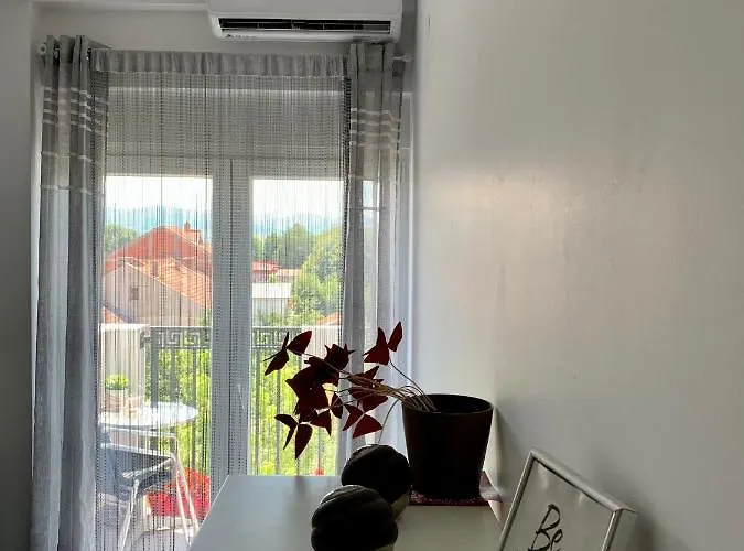 Apartman-stefanovic דירה וראנג'ה